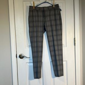 Banana Republic. Size 0. Avery style. Like new.